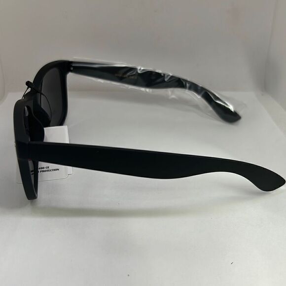 Classic Matte Soft Frame Unisex Sunglasses - Picture 3 of 3